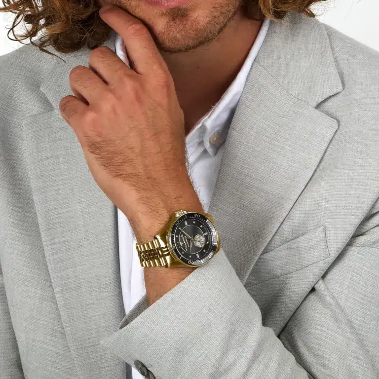 שעון Maserati לגבר משובץ ביהלומים R8823140012 מגיע עם רצועת עור מתנה - תמונה 4