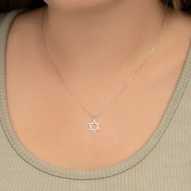 שרשרת מגן דוד עדינה בגוון כסף - תמונה 12