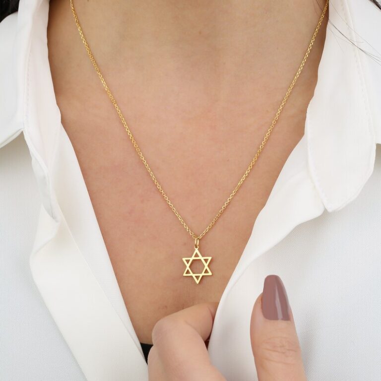 שרשרת מגן דוד עדינה בגוון זהב - תמונה 2